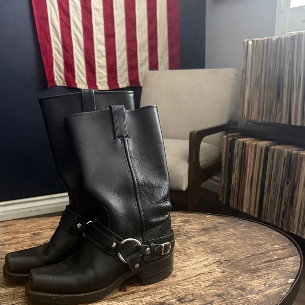 FRYE AND CO. Black Heeled Boots
